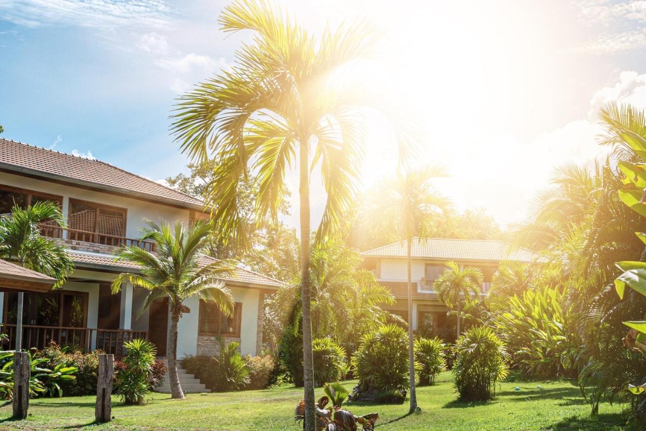 Blue Hill Residence Hua Thanon  Exterior photo